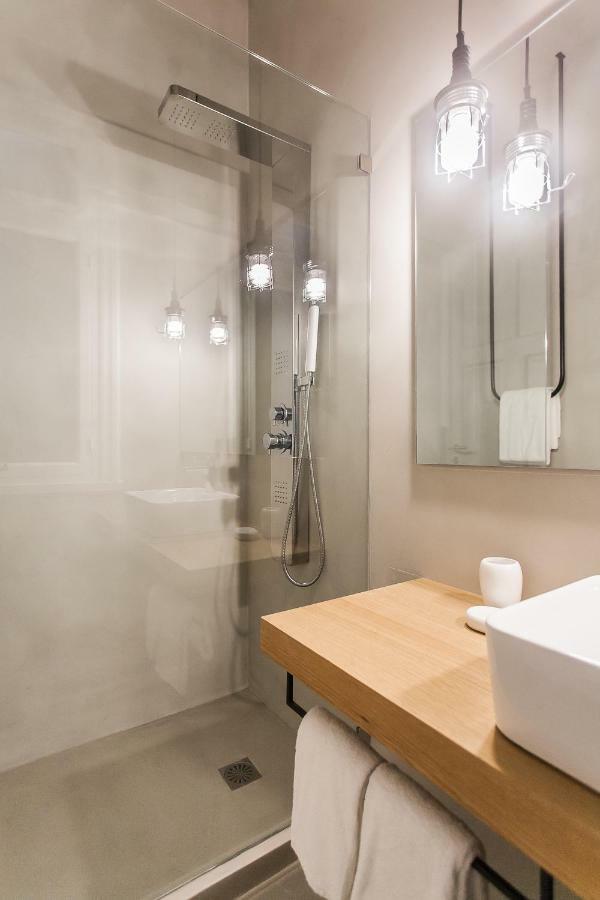 Monastiraki Suites By Livin Urbban Athen Eksteriør billede